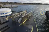 Nava de salvare de vânzare
