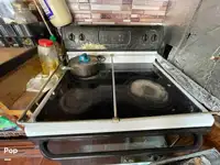 Nava de pescuit tip trauler de vânzare