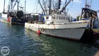 Nava de pescuit tip trauler de vânzare