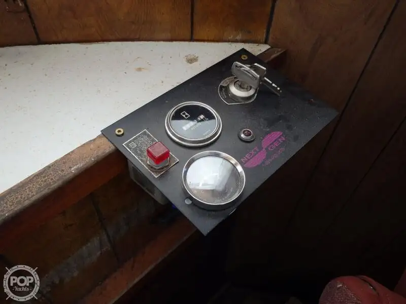 Nava de pescuit tip trauler de vânzare