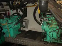 Nava de pescuit tip trauler de vânzare
