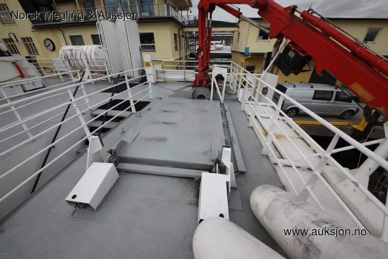 Catamaran de vânzare