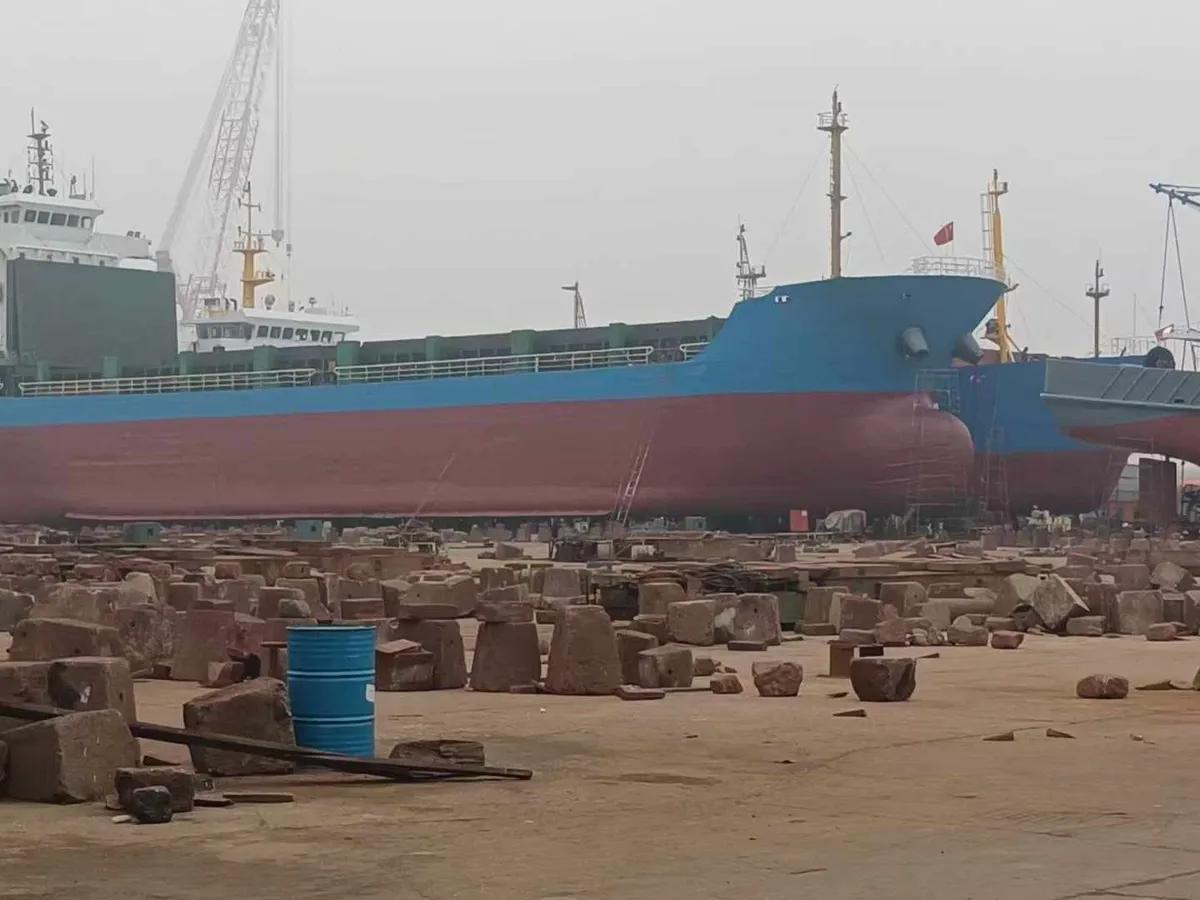 Nava container de vânzare