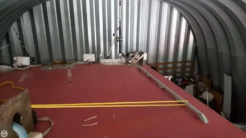 Nava de pescuit tip trauler de vânzare