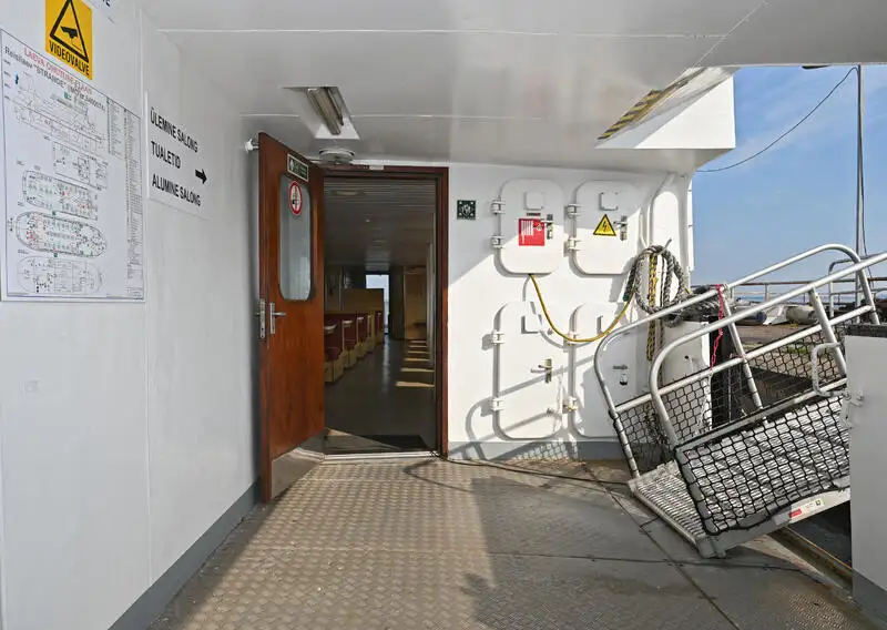 Navă de croazieră de vânzare