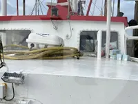 Nava de pescuit cu plase tip traul de vânzare