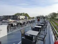 Navă de croazieră de vânzare