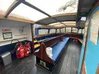Navă cu feribotul de vânzare