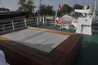 Navă de croazieră de vânzare