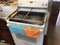 Nava de pescuit tip trauler de vânzare