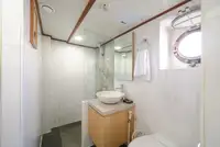 Navă de sondaj de vânzare