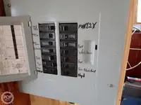 Nava de pescuit tip trauler de vânzare