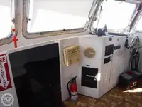 Nava de pescuit tip trauler de vânzare