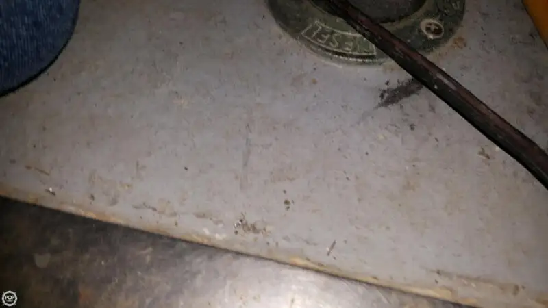 Nava de pescuit tip trauler de vânzare