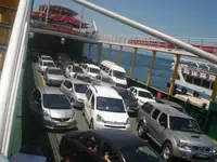 Navă de croazieră și feribot de vânzare