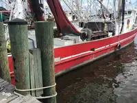 Nava de pescuit tip trauler de vânzare
