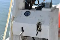 Nava de pescuit cu linii lungi de vânzare