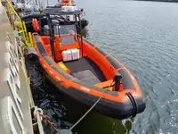 Ambarcație gonflabilă rigidă de vânzare