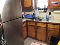 Nava de pescuit tip trauler de vânzare