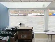 Navă de croazieră și feribot de vânzare