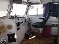 Nava de pescuit tip trauler de vânzare