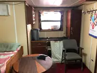 Nava de pescuit tip trauler de vânzare