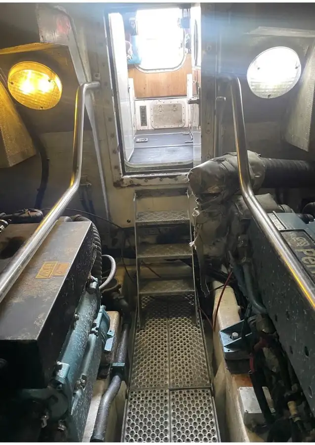 Navă pilot de vânzare