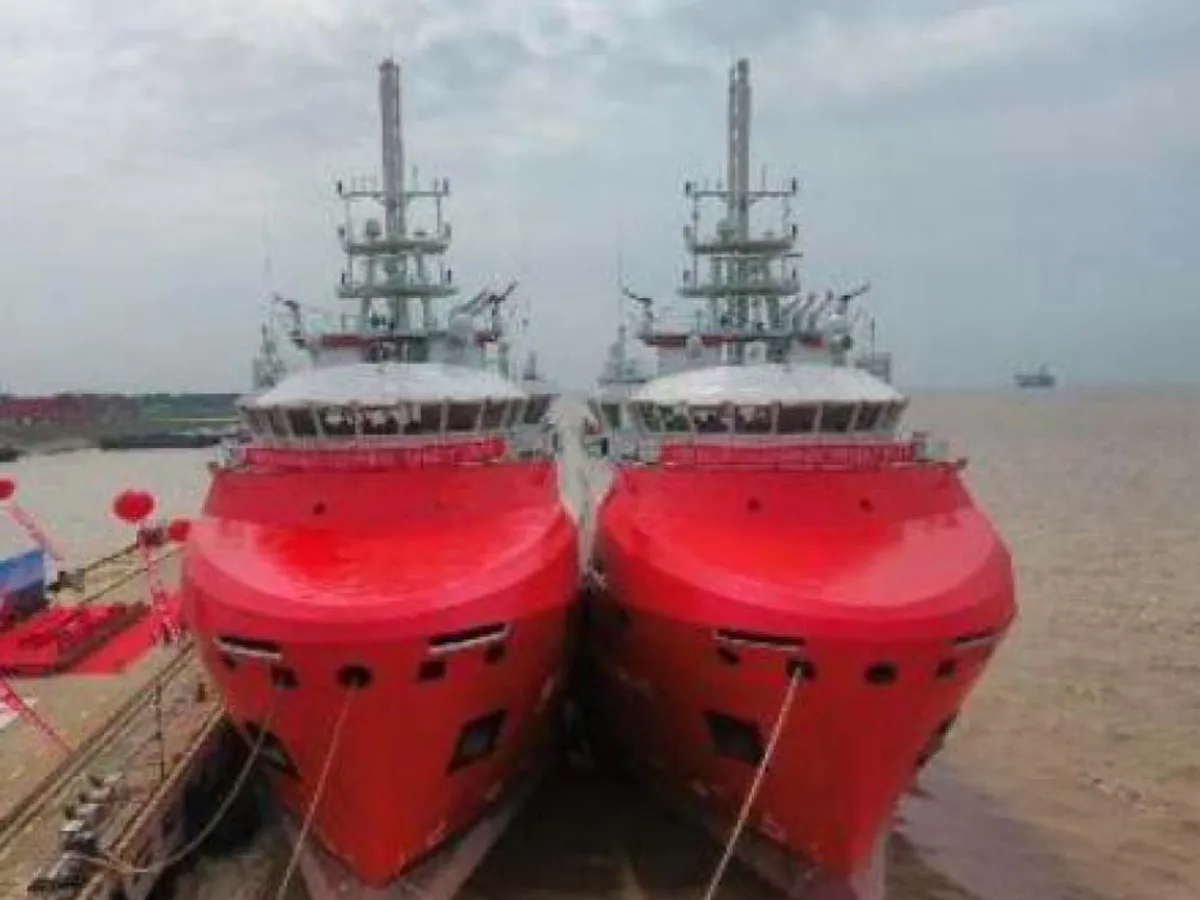 Nave offshore și de servicii de vânzare