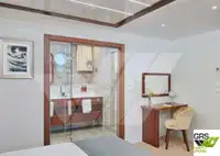 Navă de croazieră de vânzare