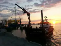 Bărci de lucru de vânzare