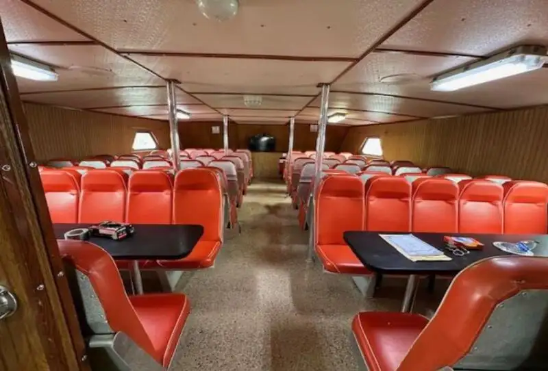 Navă de transport echipaj de vânzare