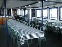 Nava de pasageri de vânzare