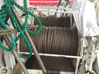 Nava de pescuit tip trauler de vânzare