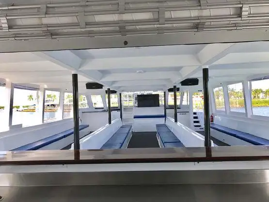 Catamaran de vânzare