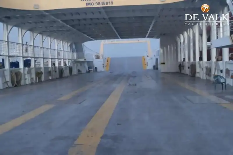 Navă de feribot de vânzare