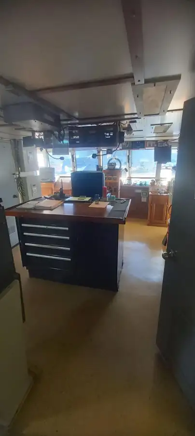 Navă de cercetare de vânzare