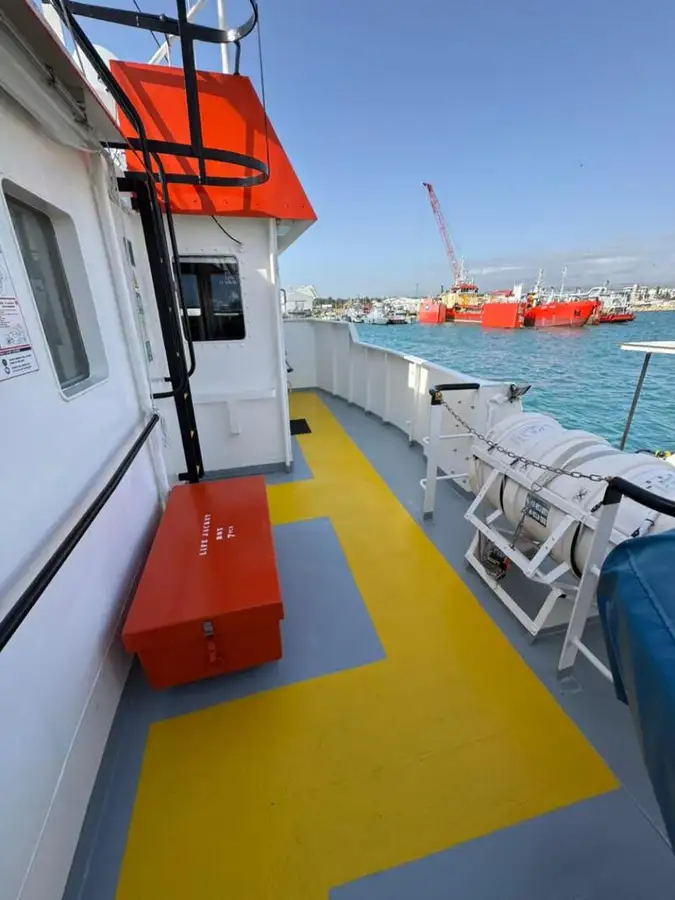 Nava container de vânzare