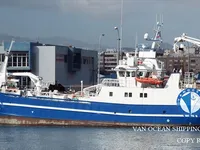 Nava de pescuit cu plase purseine de vânzare