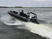 Nava de containere de vânzare