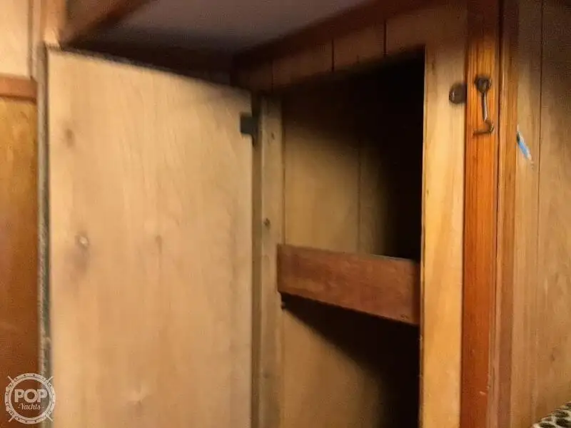 Nava de pescuit tip trauler de vânzare