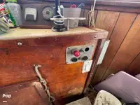 Nava de pescuit tip trauler de vânzare
