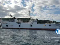 Nava de pescuit tip trauler de vânzare