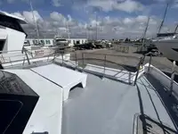 Catamaran de vânzare