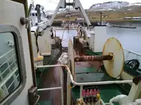 Nava de pescuit tip trauler de vânzare