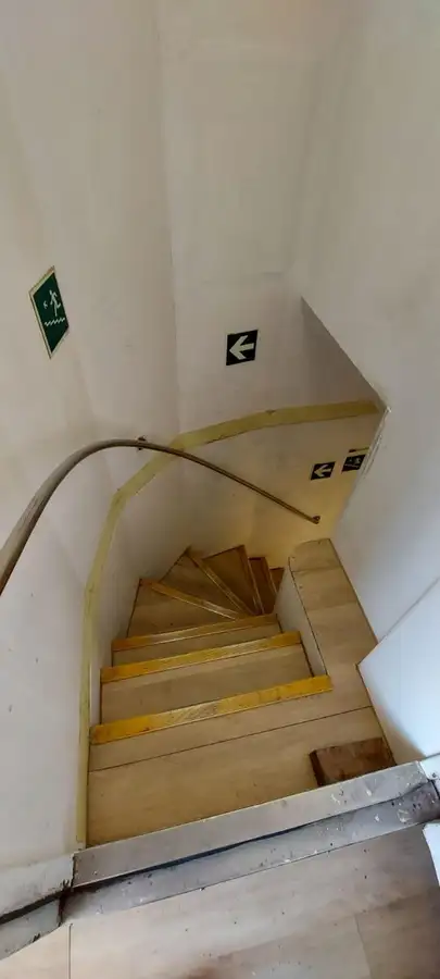 Navă de transport echipaj de vânzare