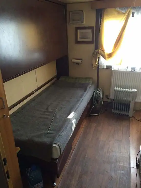 Nava container de vânzare