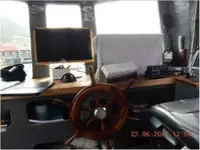 Nava de pescuit tip trauler de vânzare