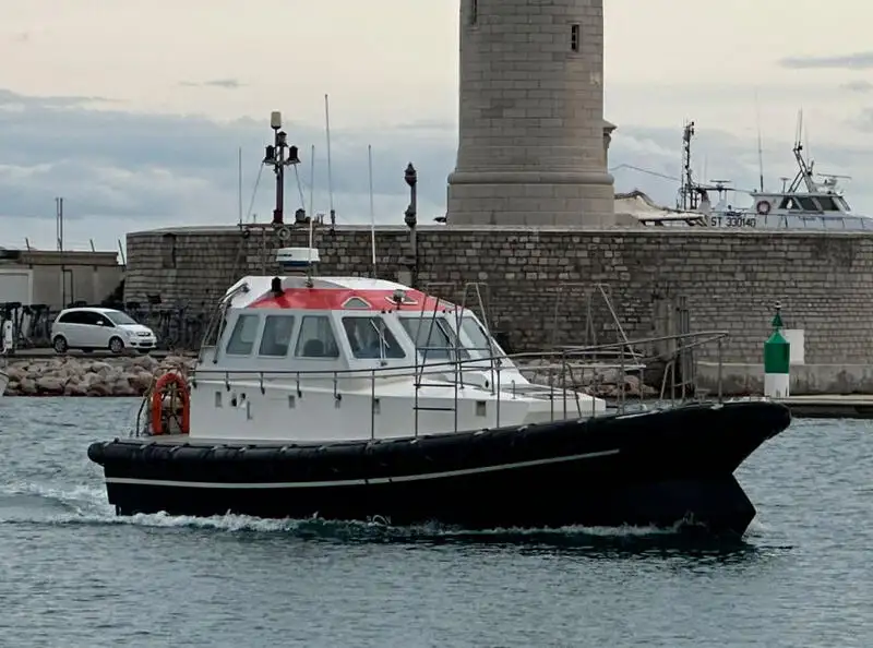 Navă pilot de vânzare