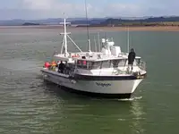 Nava de pescuit cu linii lungi de vânzare