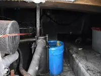 Nava de pescuit tip trauler de vânzare